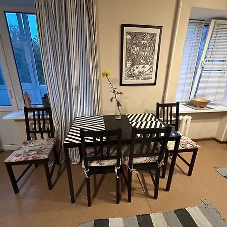 Apartment On Knyahyni Ol'Hy Street Ривне Екстериор снимка