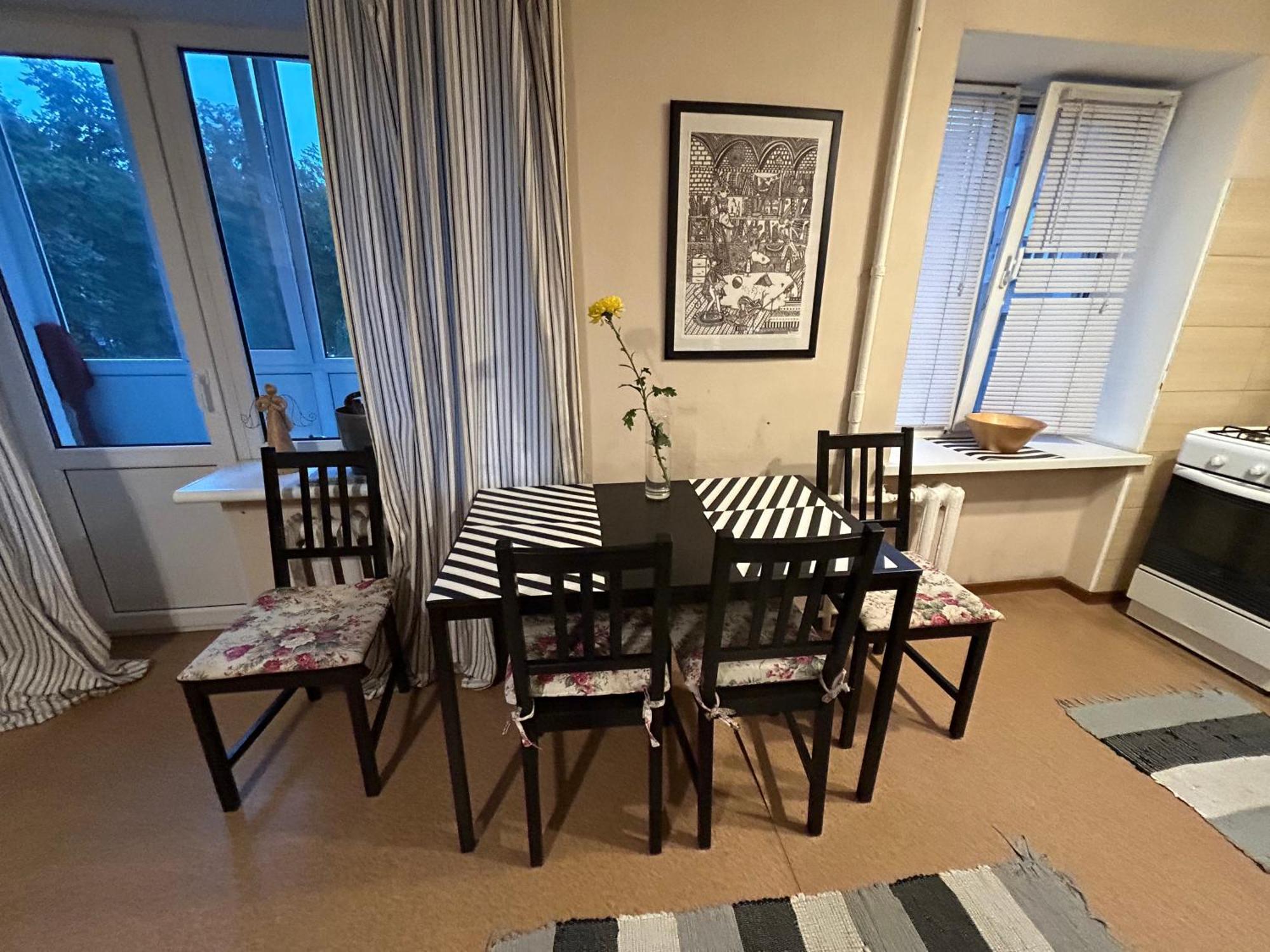Apartment On Knyahyni Ol'Hy Street Ривне Екстериор снимка