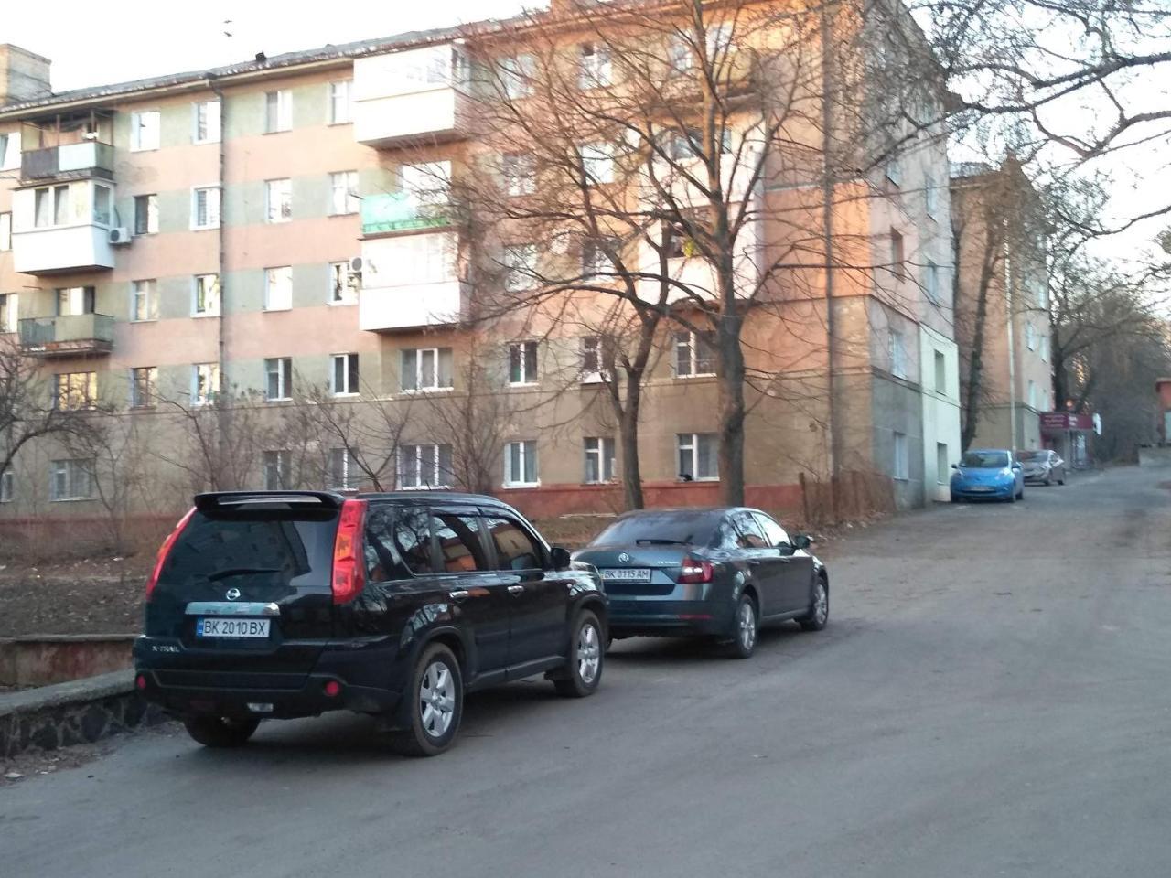 Apartment On Knyahyni Ol'Hy Street Ривне Екстериор снимка